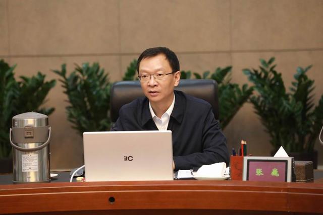 张巍_新浪财经_新浪网