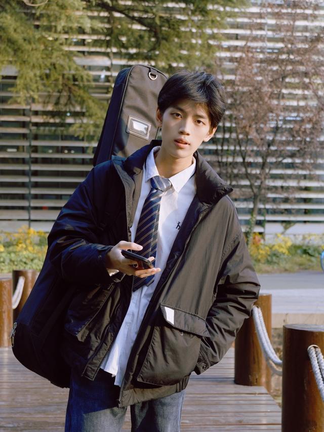 谁是你心中的"歌王"|本科生_新浪财经_新浪网