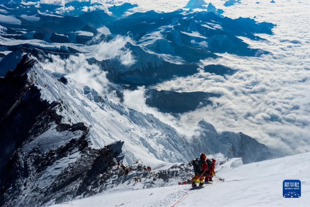 听登山英雄们讲珠峰的故事|珠穆朗玛峰_新浪财经_新浪网