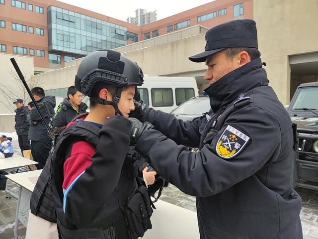 北京警察学院 特警图片