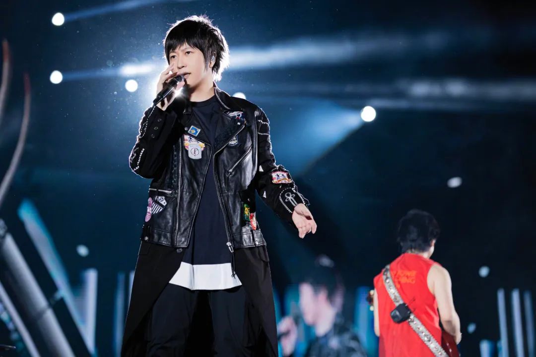 五月天,杨丞琳演唱会引争议,国台办回应|台湾省_新浪财经_新浪网