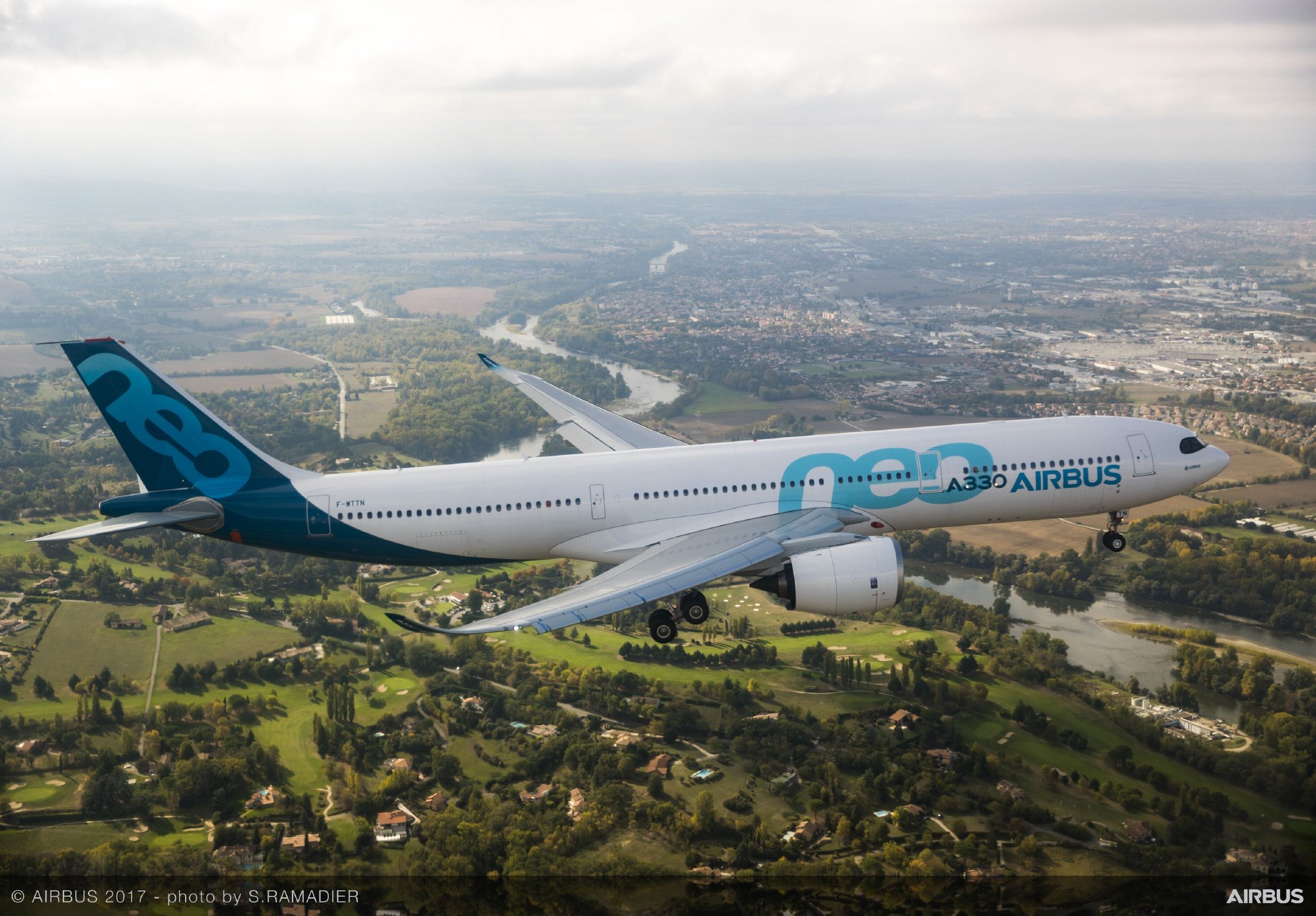 对此,李敏表示,今年是空客a330neo的推广年,过去三年主要受疫情影响