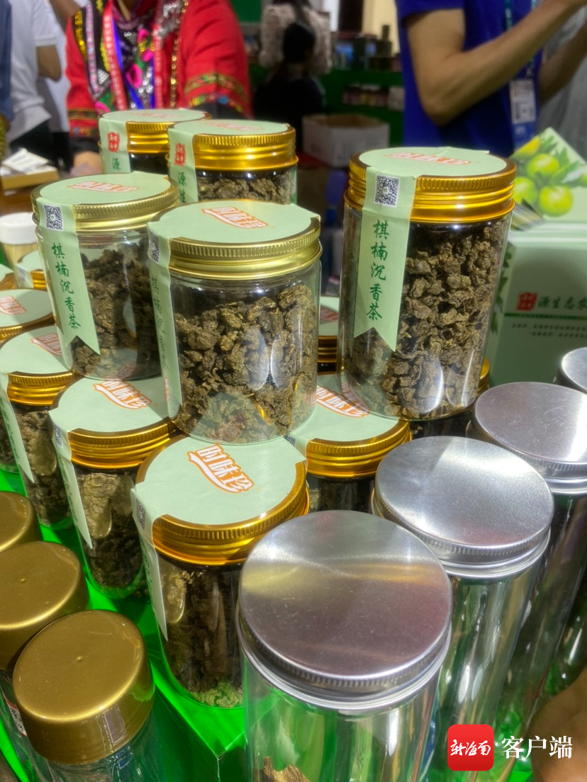 沉香茶.记者 王子遥 摄
