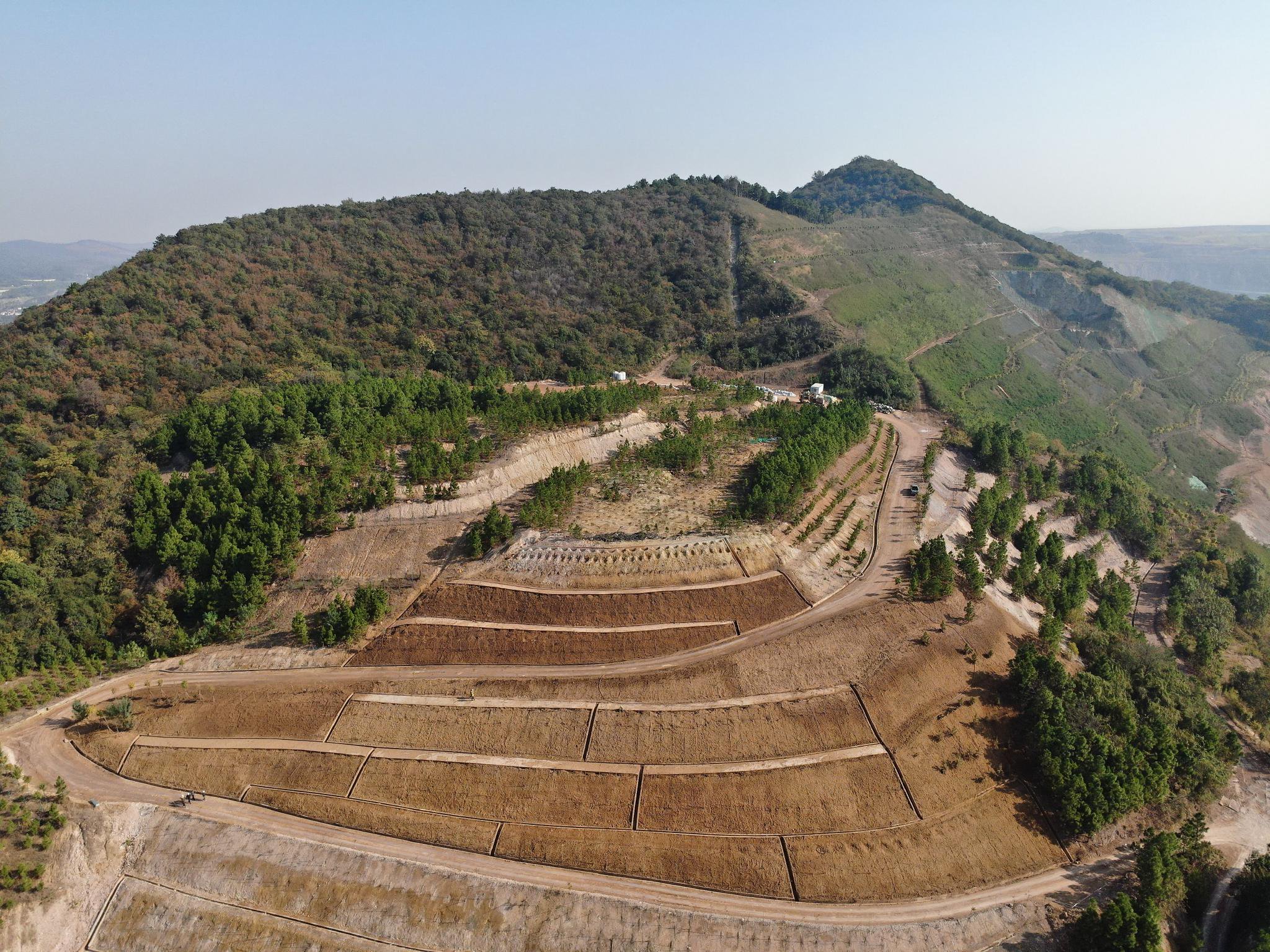 马鞍山:"场企合作"模式推进矿山生态修复