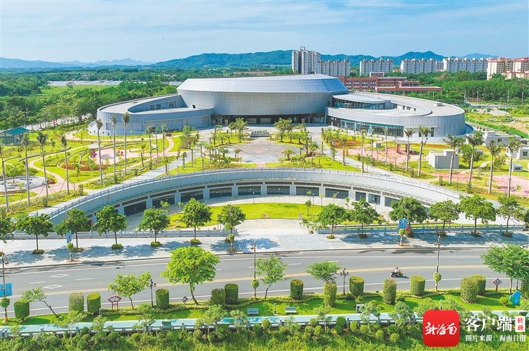 今年以来,乐东举全县之力,争创省级文明县城巩固国家卫生县(以下简称