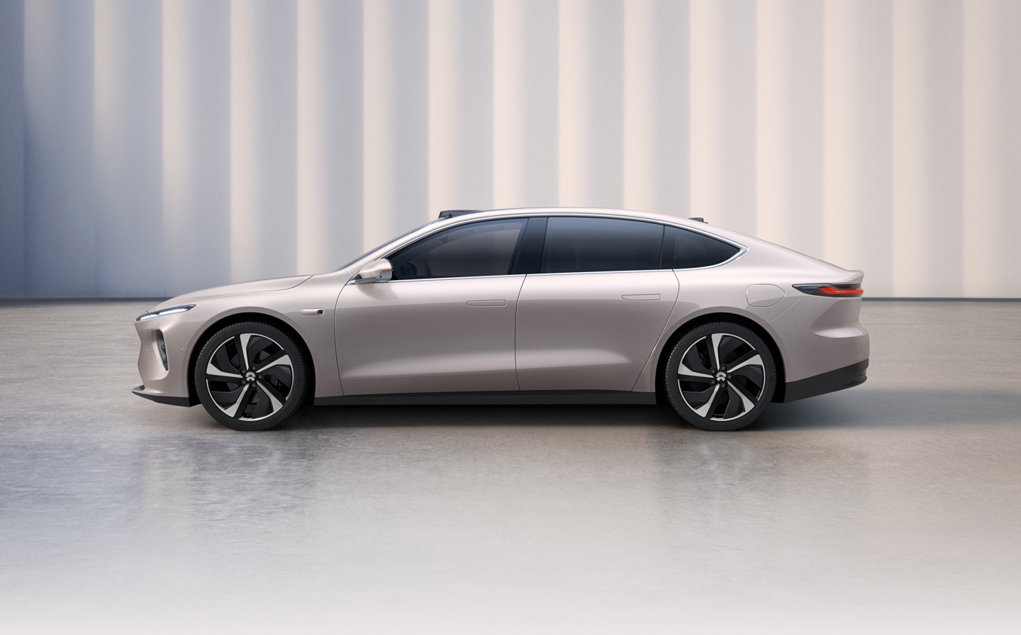 蔚来李斌：建议各大车企CEO亲自测试自家电动车真实续航