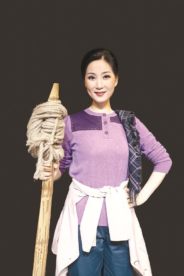 刘丽华主演黄梅戏《挑山女人》