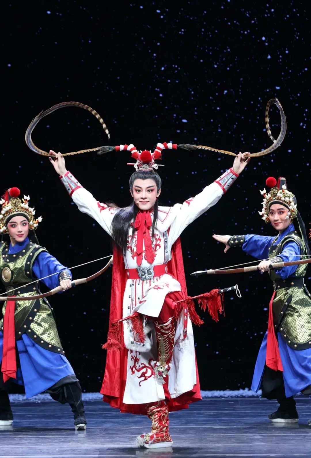 越剧《白兔记》演出剧照