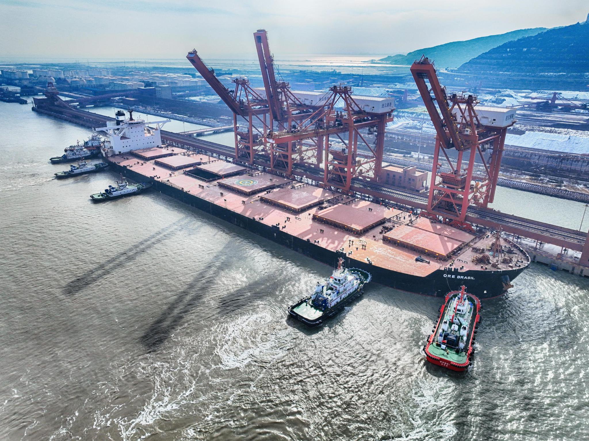 09万吨铁矿石将全部在连云港港口完成卸载,并通过海铁联运等方式运往