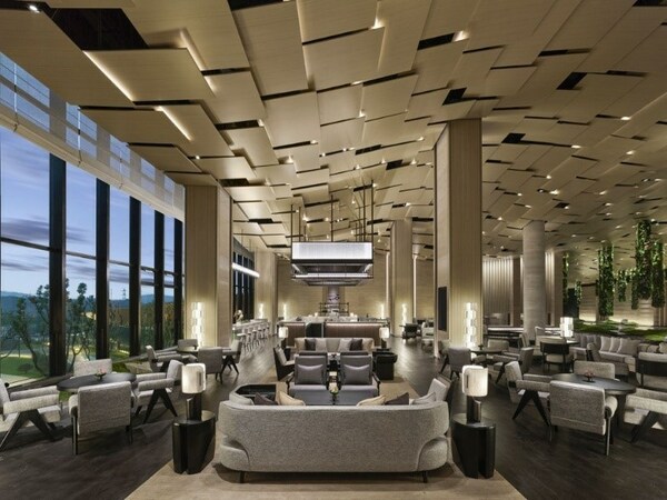 南京牛首山希尔顿酒店大堂吧