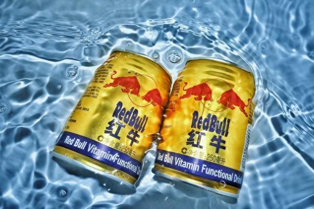 红牛案"50年之争"又有新进展:北京高院撤销一审裁定,案件继续审理