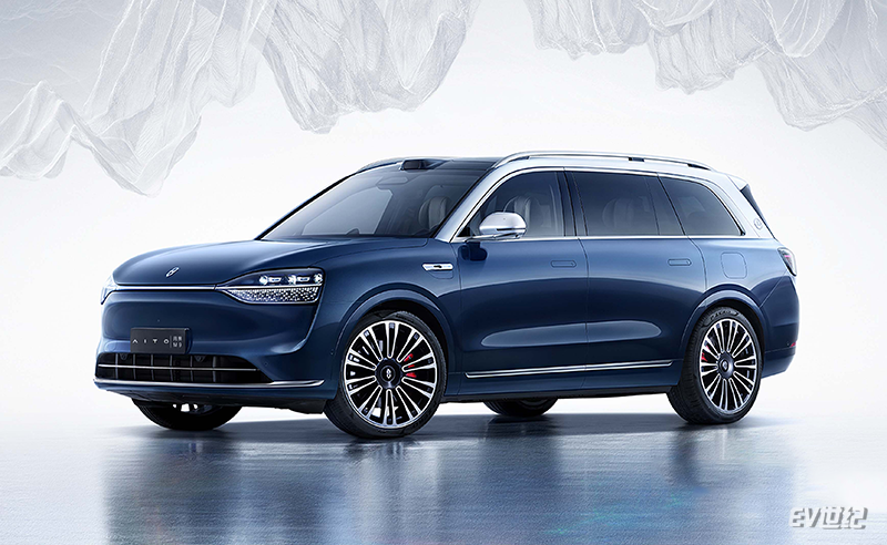 问界M9上市对标库里南