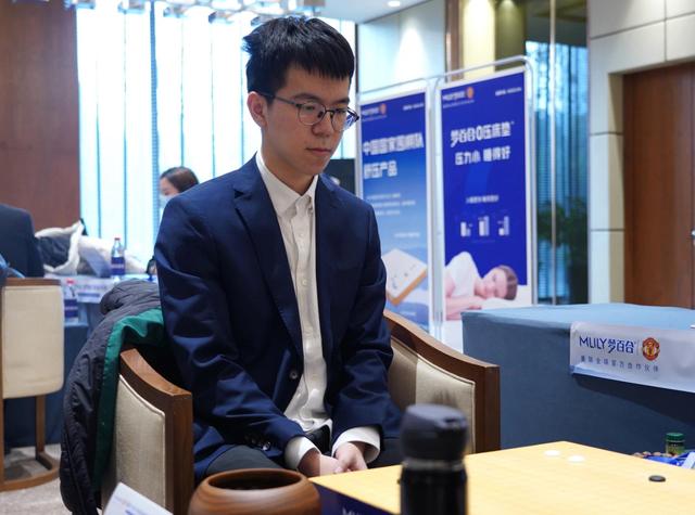 小将刘宇航首进世界大赛本赛便打进半决赛。 中国围棋协会供图