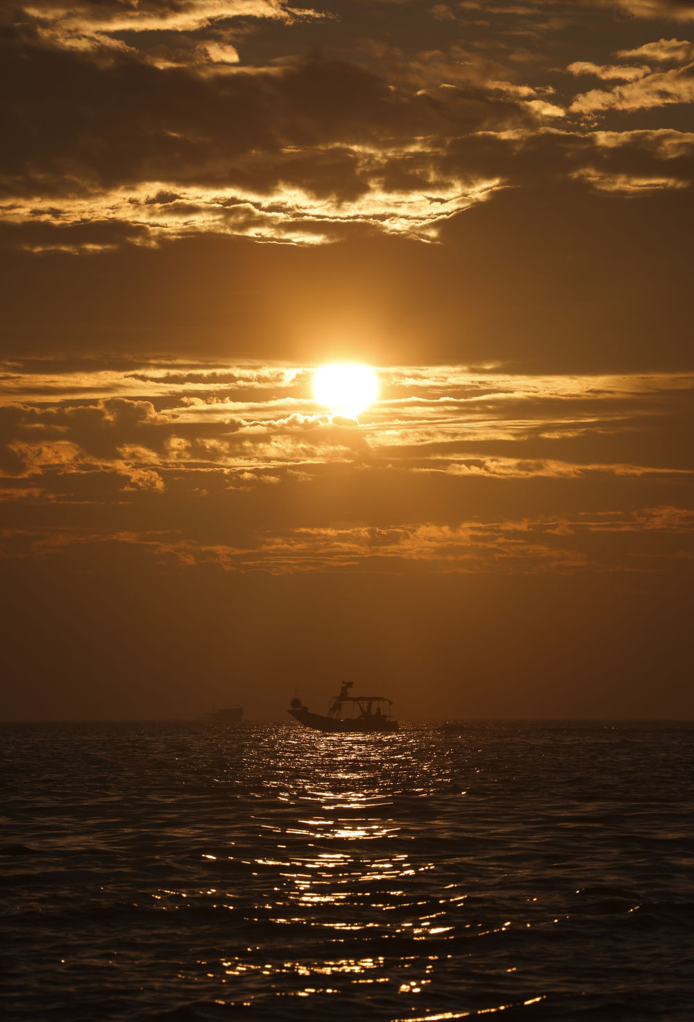 镜观中国丨遇见新年第一缕晨光