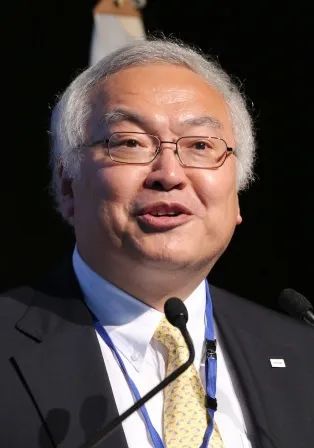 八九十岁，满堂儿孙，却无一人知冷知热v3.6.8 官方安卓版