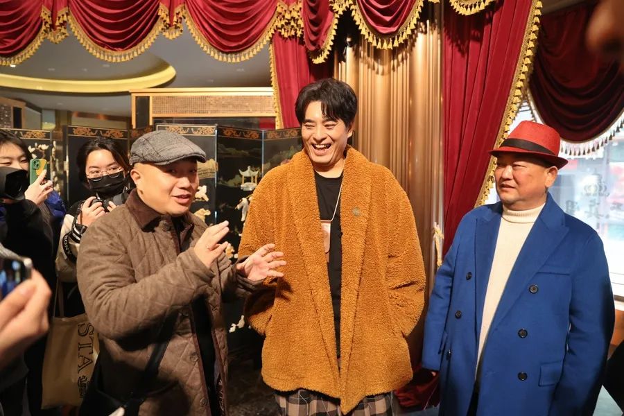 《繁花》里的上海太过繁华?导演这样说!