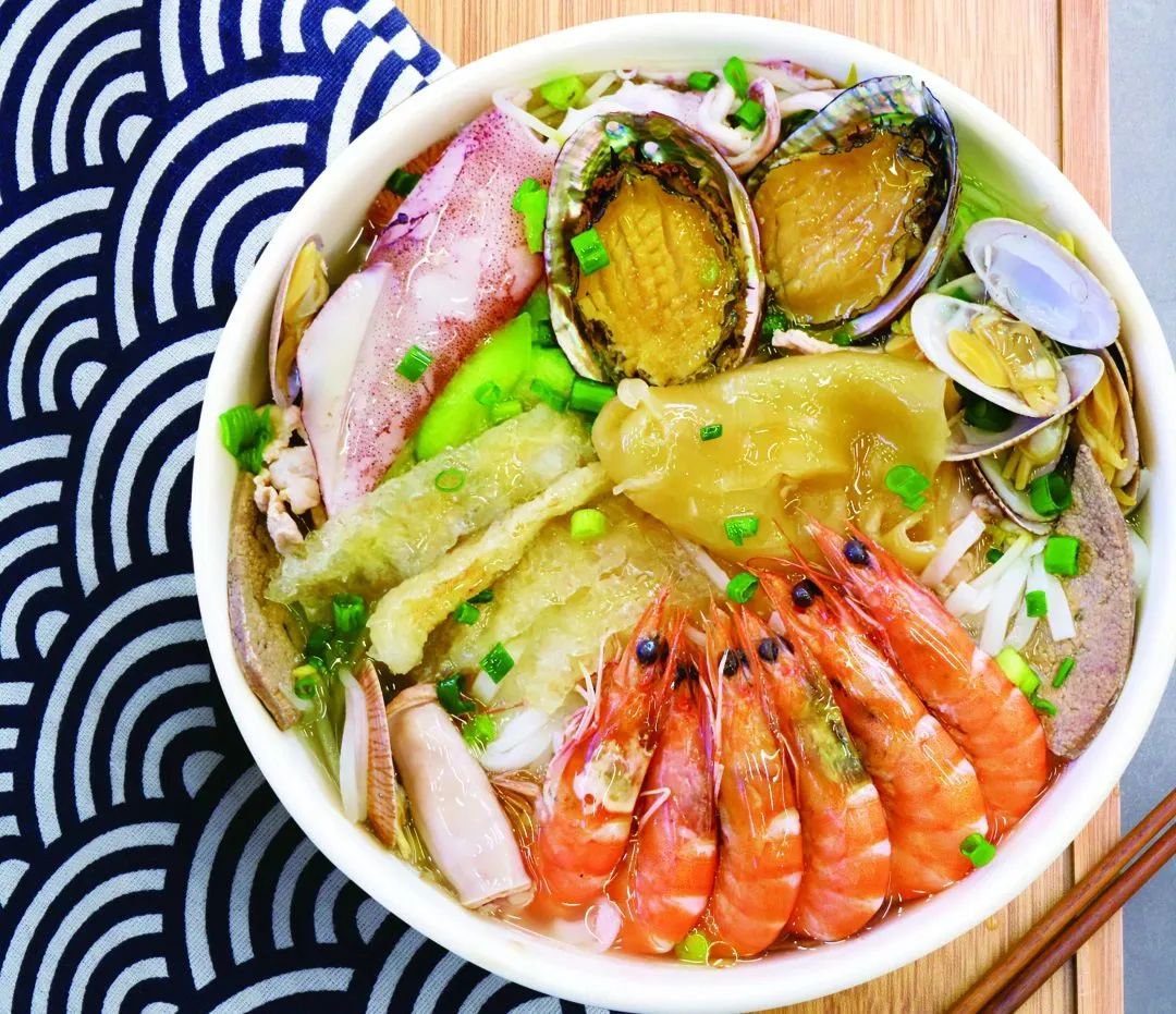 海鲜粉&nbsp; 来源:海边山海鲜粉