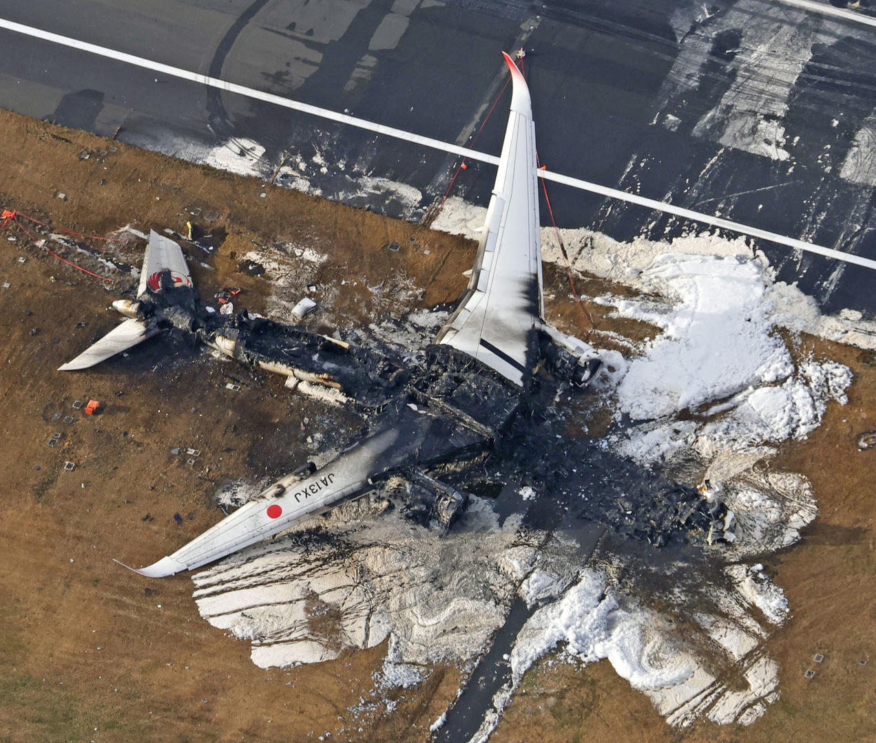 日本航空公司稱燒燬的客機估算損失金額約達150億日元(約人民幣7.