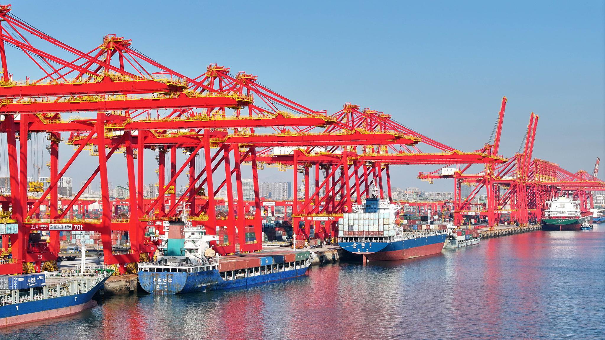 山东港口日照港2023年集装箱吞吐量同比增长79