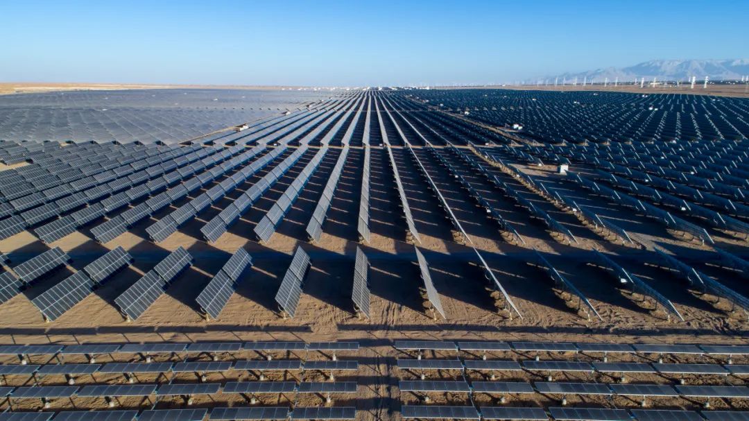中国绿发青海海西州多能互补集成优化国家示范工程光伏电站
