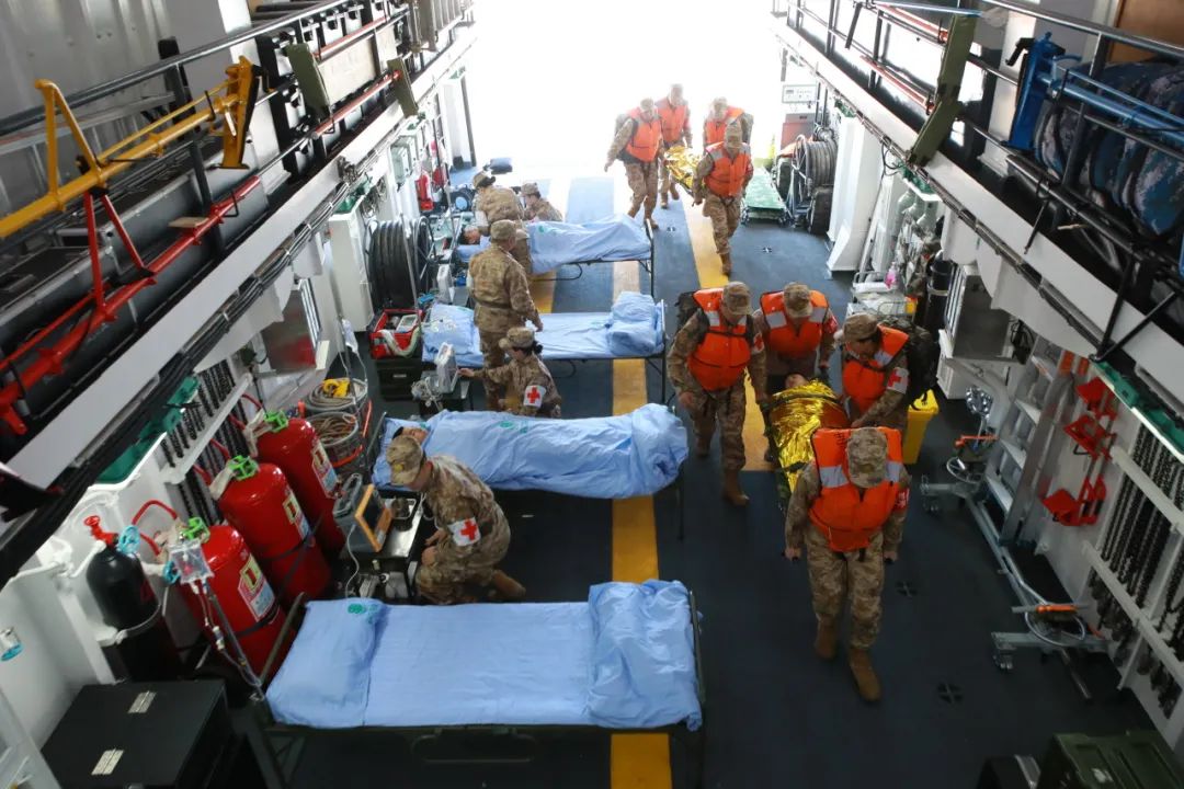 心电监护怎么开堪比大片！解放军海上卫勤演训现场画面公开!_https://www.jmylbn.com_新闻资讯_第9张