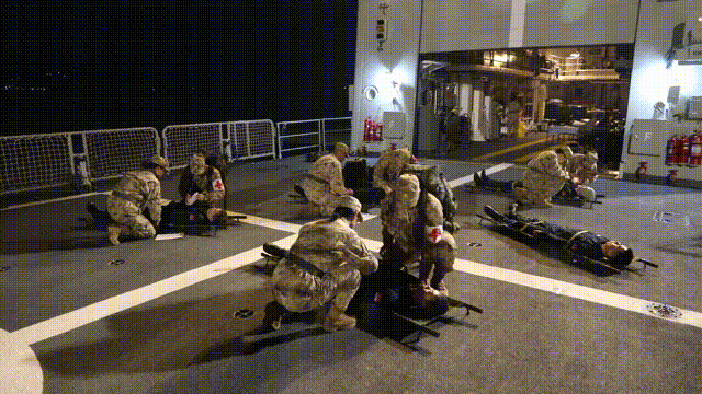 心电监护怎么开堪比大片！解放军海上卫勤演训现场画面公开!_https://www.jmylbn.com_新闻资讯_第17张