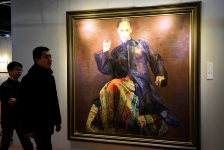 陈逸飞油画作品《透视装女》（12月25日摄）。新华社记者韩传号摄