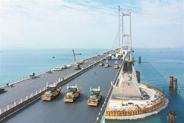 深中通道钢桥面铺装完成|严俊_新浪财经_新浪网