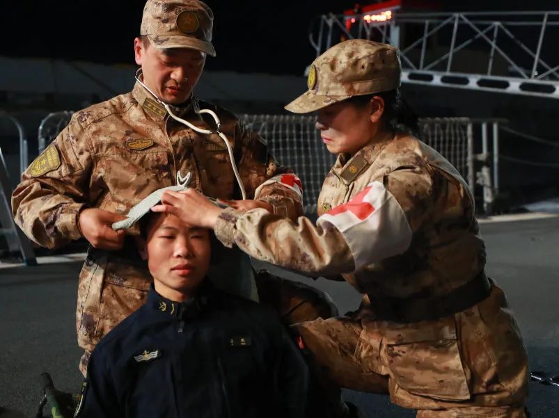 心电监护怎么开堪比大片！解放军海上卫勤演训现场画面公开!_https://www.jmylbn.com_新闻资讯_第21张