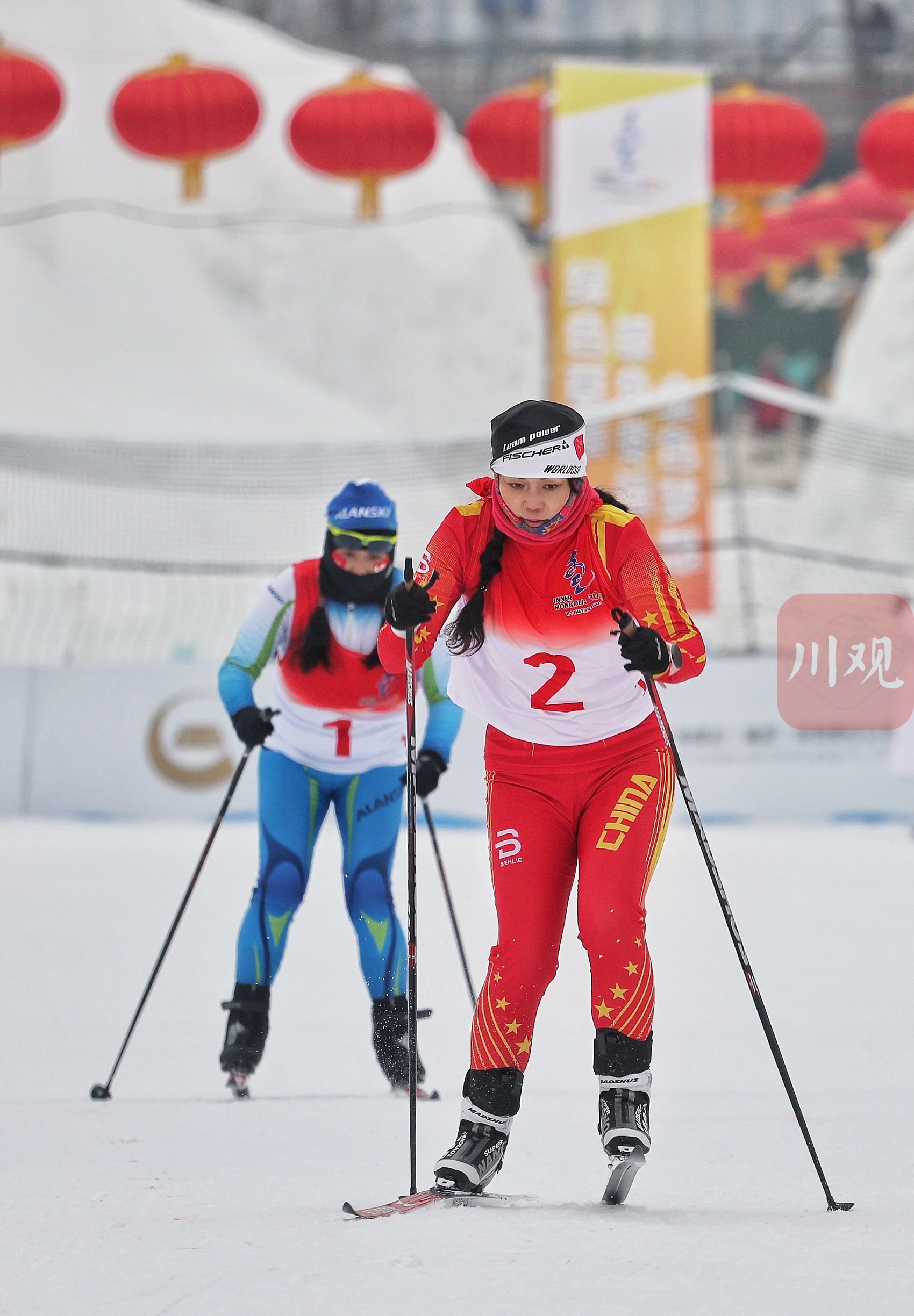 c视频|第十四届全国冬季运动会群众项目开赛 越野滑雪 四川女队晋级决