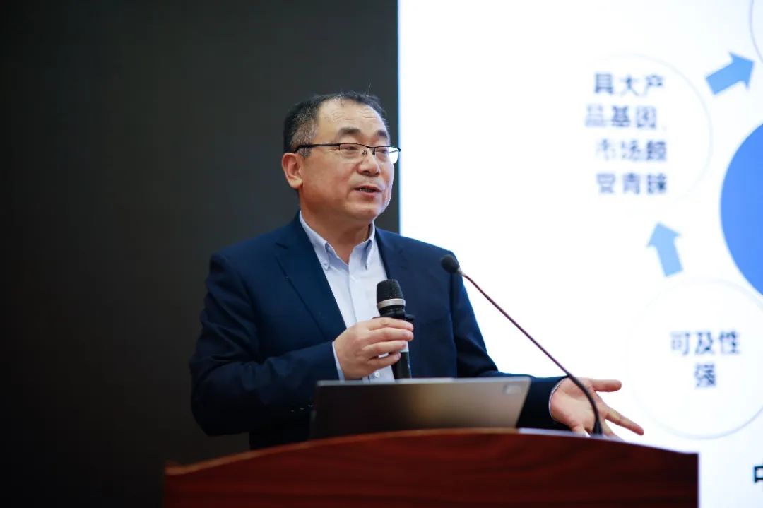 天士力医药集团医学市场部总监刘晋平先生在开场致辞中提到,作为中药