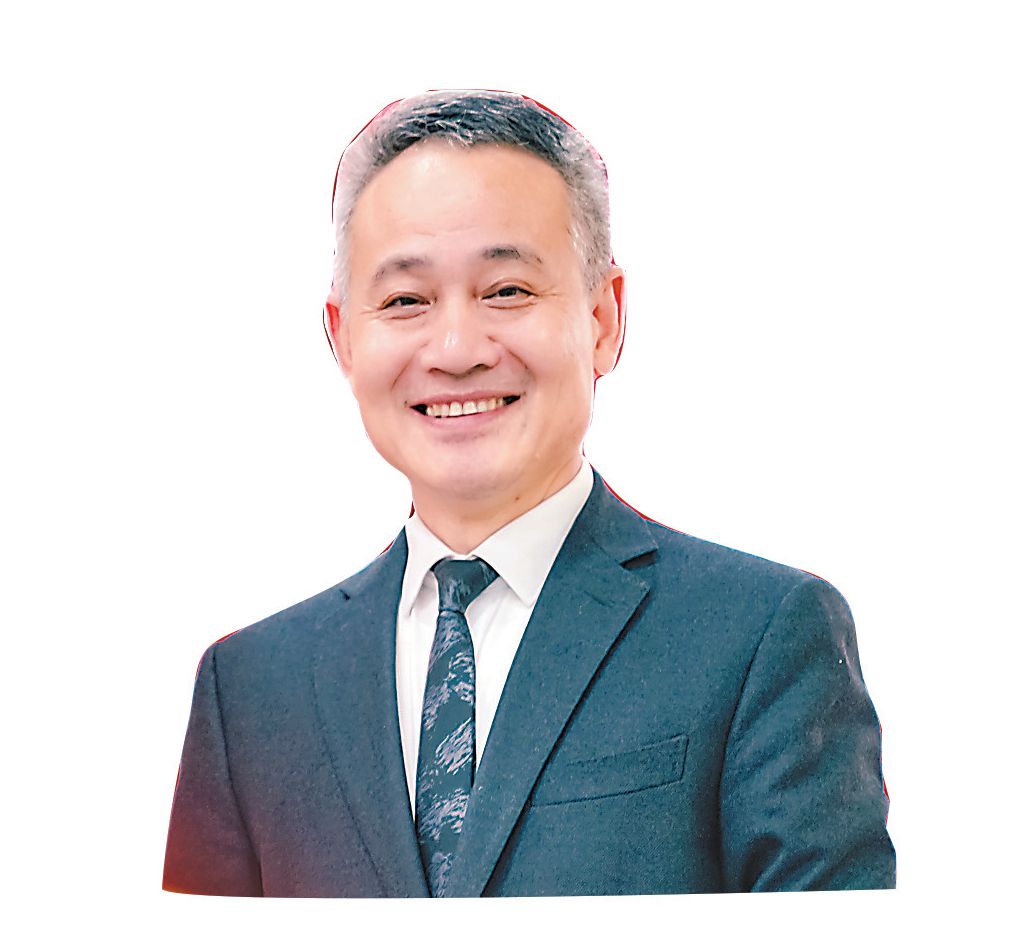 搬迁后旧校区办普高广州市政协委员,广州市英东中学校长胡国胜注意到