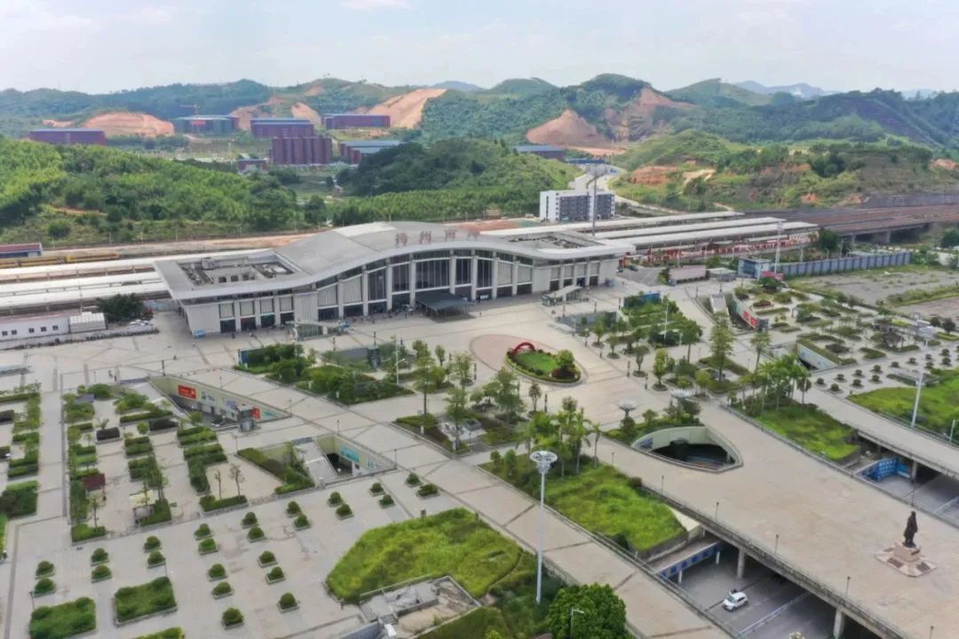 梧州南站 图片来源:桂东铁路