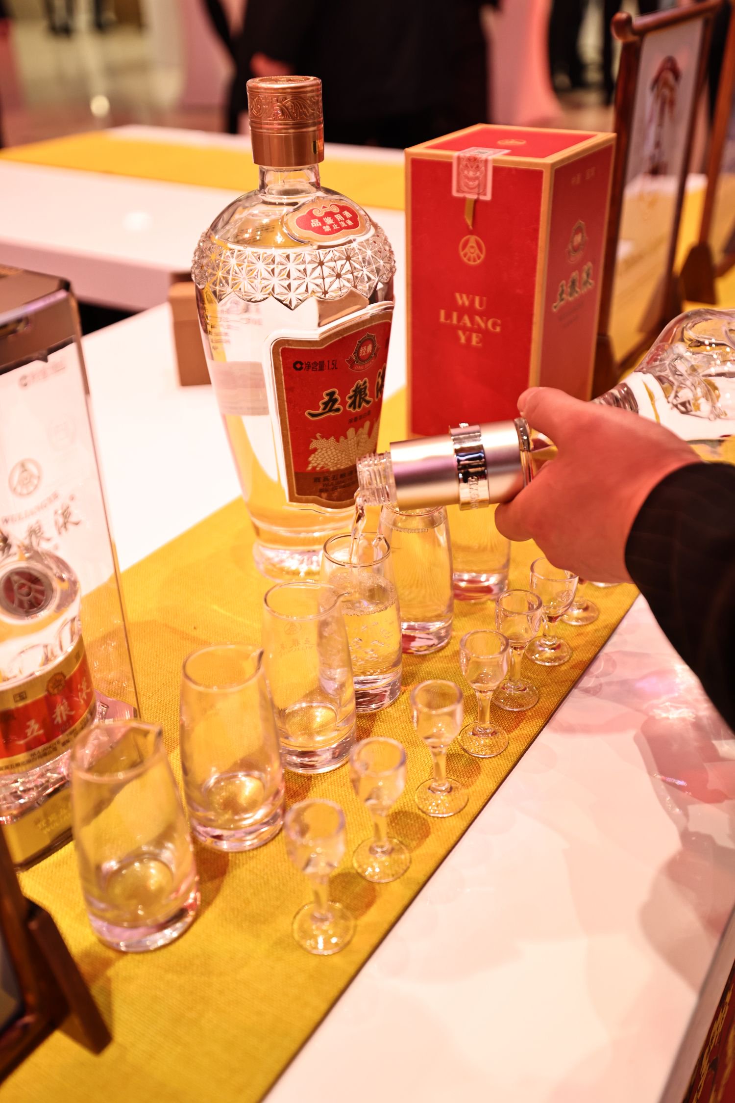 五粮液在2024年冬季达沃斯论坛"圈粉"|五粮液_新浪财经_新浪网