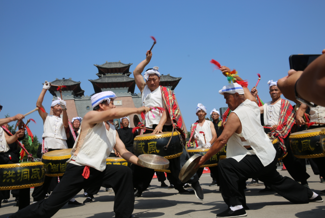 为找回消失的年味 威风锣鼓代表性传承人办了一场"村晚"