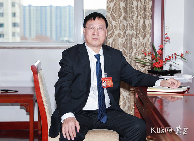 代表委员声音丨反对网络暴力,王剑波代表这么说|网络暴力_新浪财经_新浪网