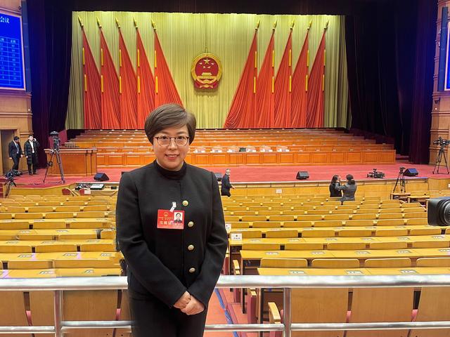 北京市人大代表，易宝支付有限公司高级副总裁、首席数字官杨赫。受访者供图
