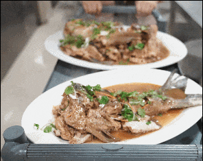 查干湖的全鱼宴。中共前郭县委宣传部/供图