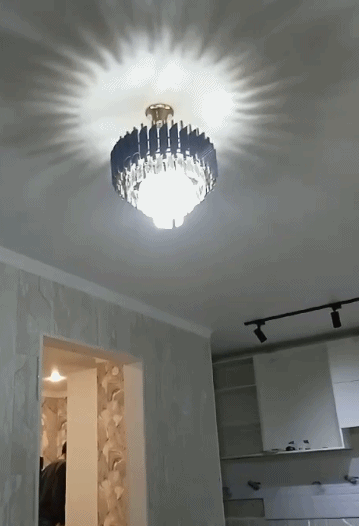 　△阿拉木图居民拍摄的视频