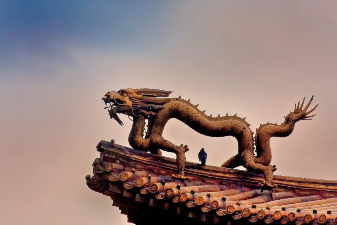 故宫雨花阁上的鎏金飞龙 图源/视觉中国
