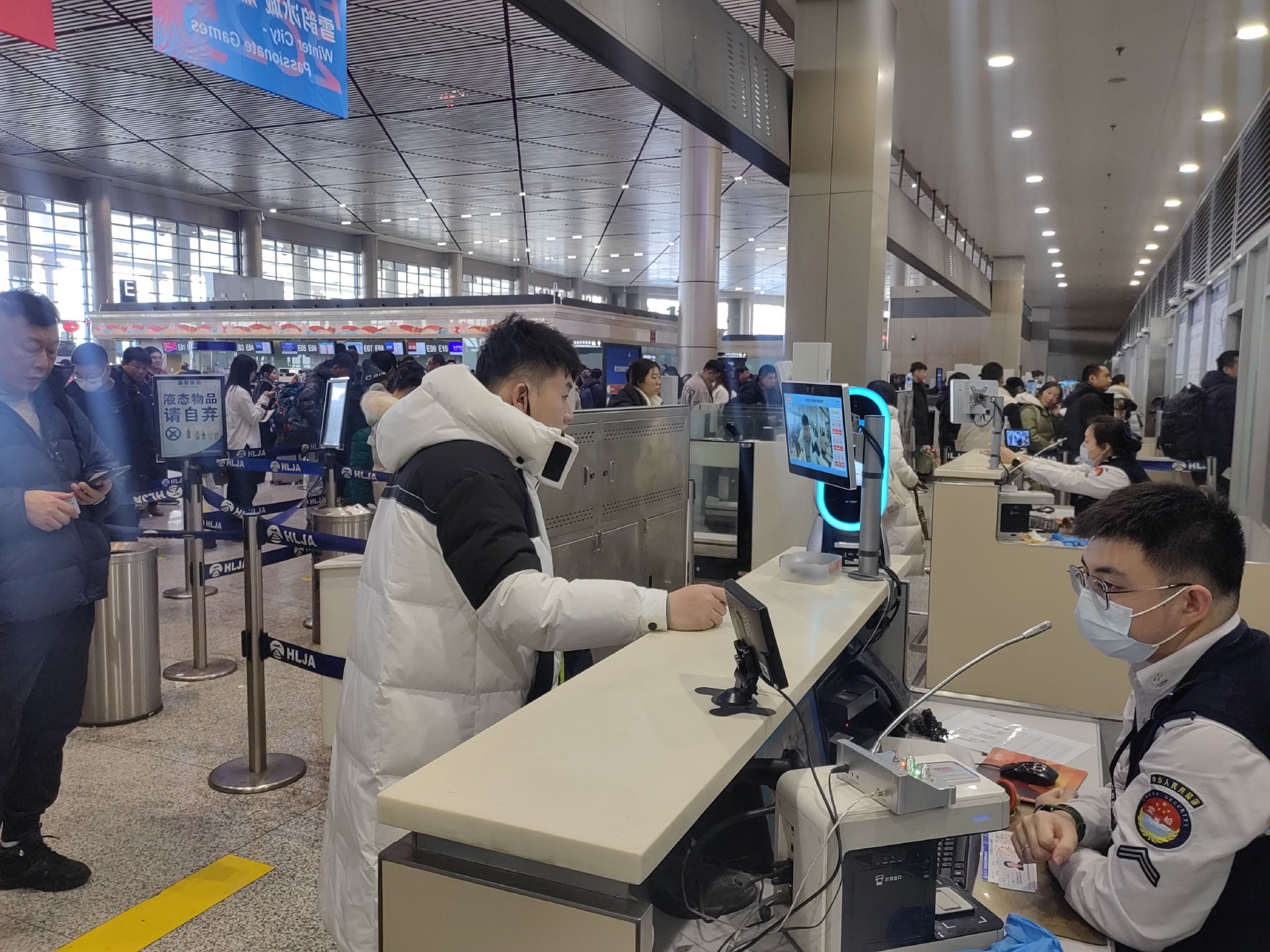 春运将启 哈尔滨机场预计运送旅客289.5万人次