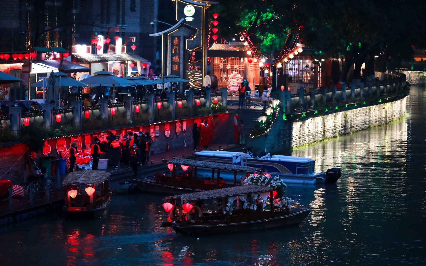 新年新玩法 "夜游锦江"再上新