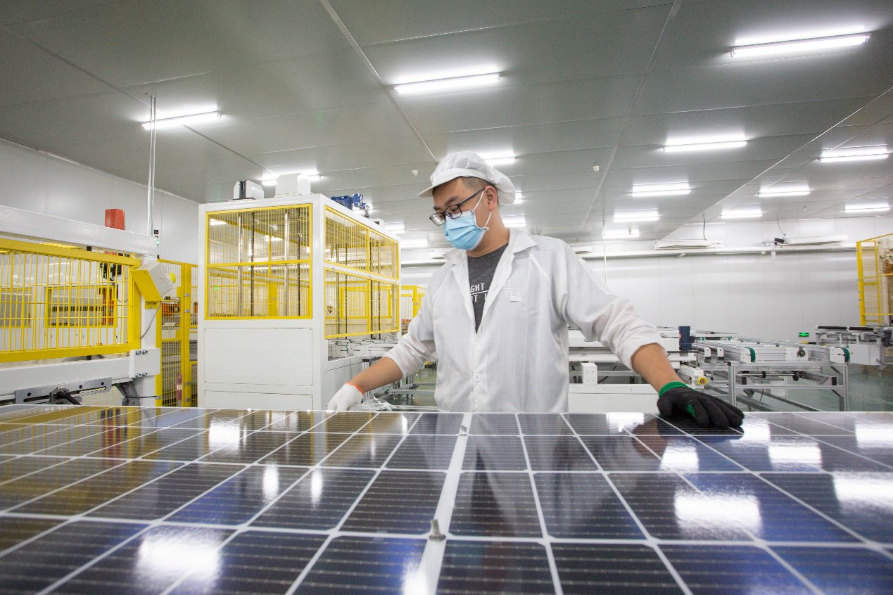 &nbsp;嘉寓古浪清洁能源产业基地生产车间