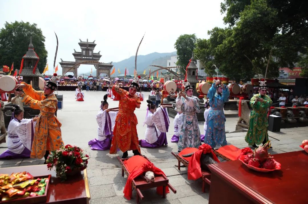 悦城龙母诞祭祀仪式(来源:德庆县文化馆)