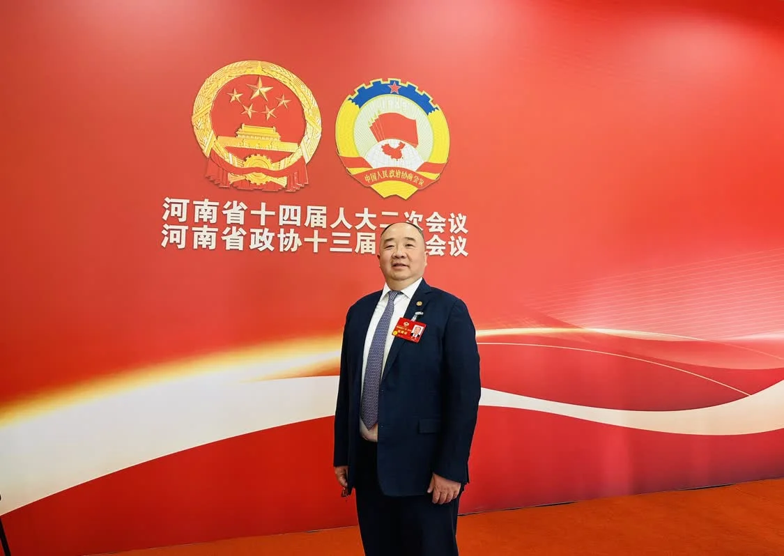 （图为APUS李涛在会。