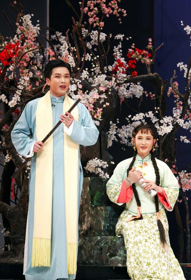 与梅表姐