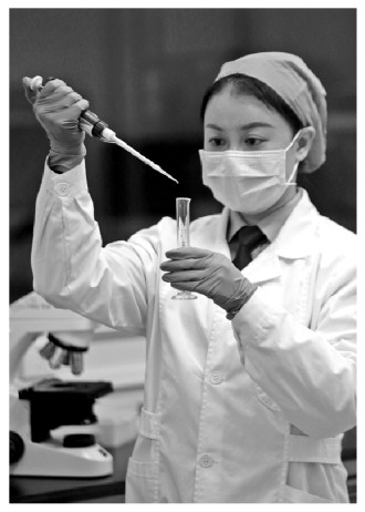 手术柄怎么生产陈琨：一柄手术刀剖出暗藏真相_https://www.jmylbn.com_新闻资讯_第2张