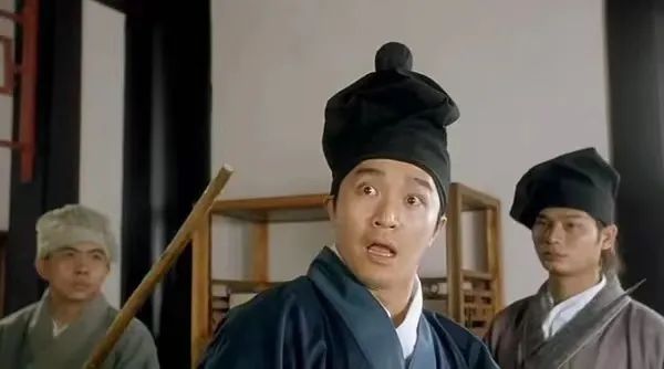 周星驰宣布了,进军这个大火行业!网友:终于等到