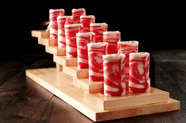 锡林郭勒涮羊肉。