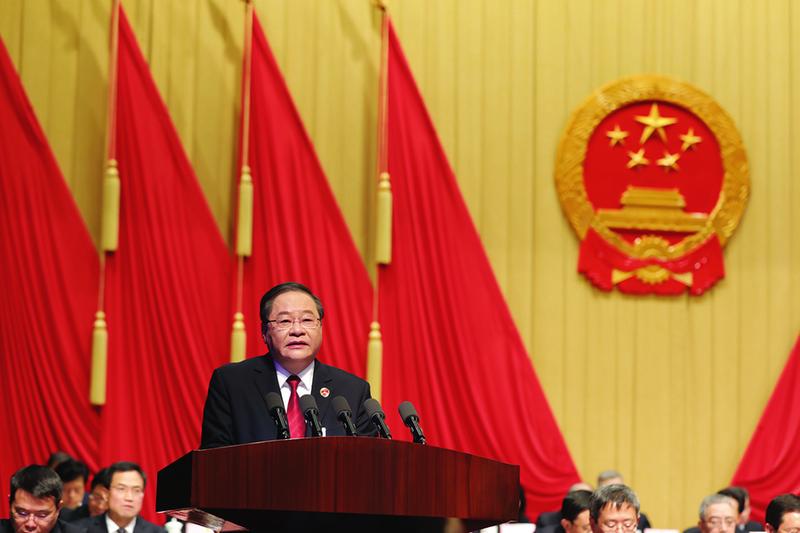 陈武向大会报告省检察院工作_新浪财经_新浪网